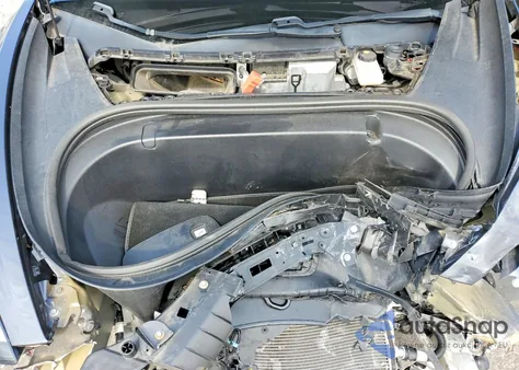 2019 Tesla Model 3 z USA, uszkodzony, nr VIN 5YJ3E1EB0KF418514